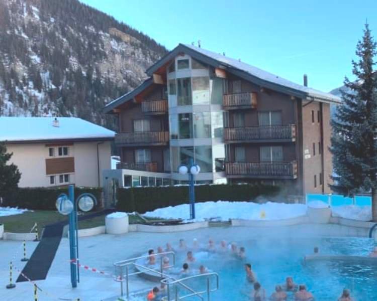 Hotel Viktoria-Leukerbad-Therme ภายนอก รูปภาพ
