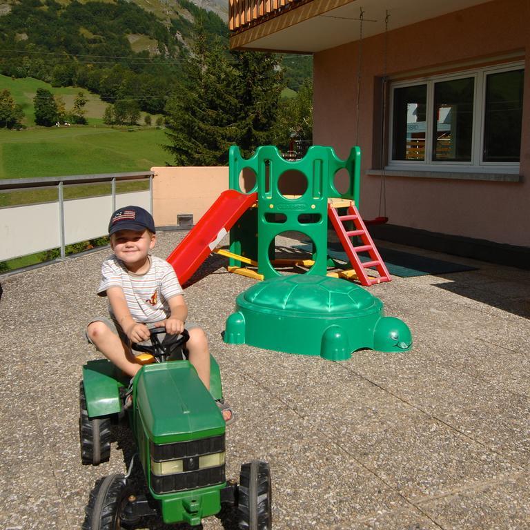 Hotel Viktoria-Leukerbad-Therme ภายนอก รูปภาพ